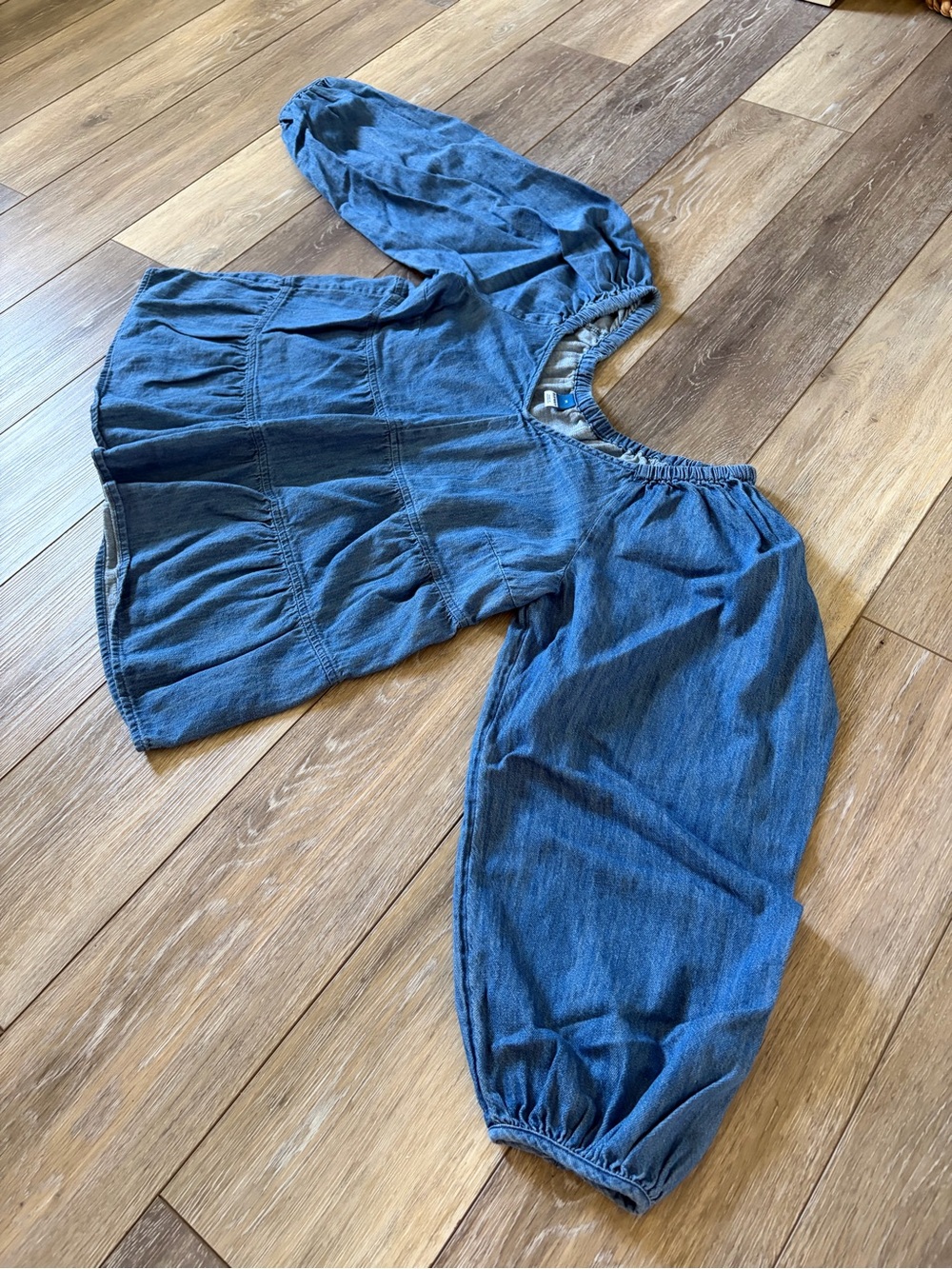 Old Navy Tiered Swing Long-Sleeve Denim Top - Picture 3 of 10